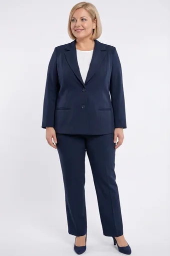 Elegantný oblek v tmavomodrej farbe
