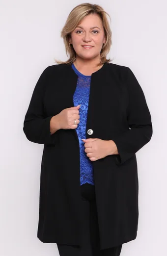 Elegantný čierny kabát