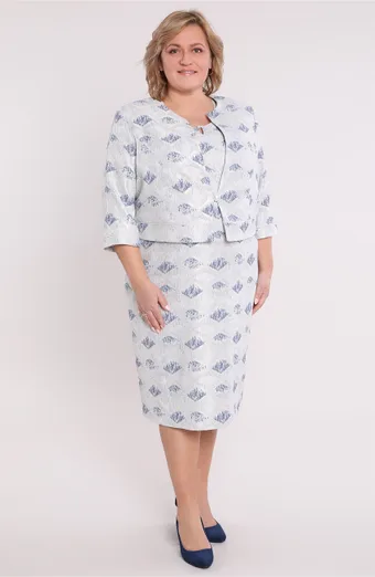 Elegantný oblek s tmavomodrým vzorom