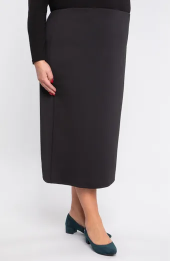 Elegantná čierna sukňa