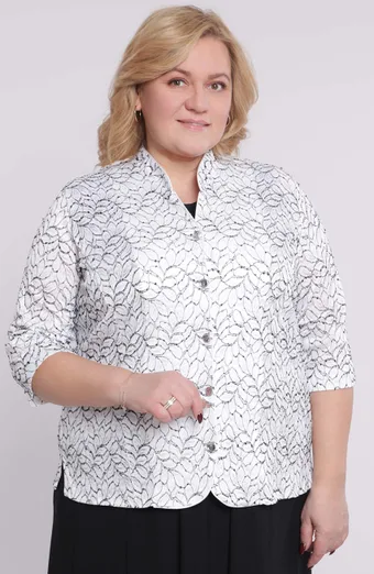 Biela ľahká čipkovaná bunda