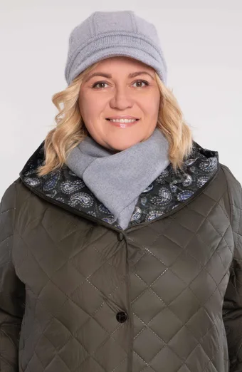 Sivá bejzbalová čiapka